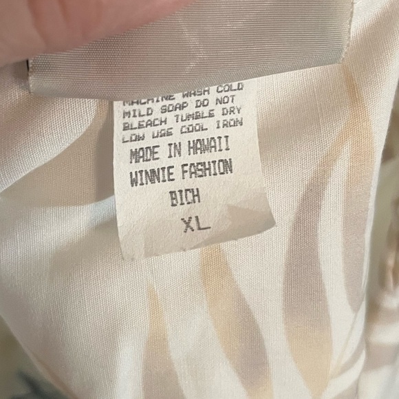 Winnie Fashion Fern White Cotton Men's Hawaiian Shirt - Picture 4 of 4